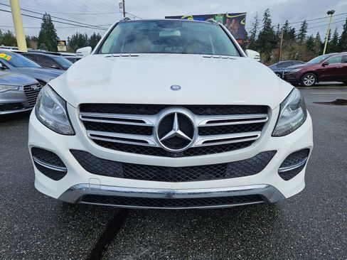 Used 2017 Mercedes-Benz GLE 350 4MATIC image 2