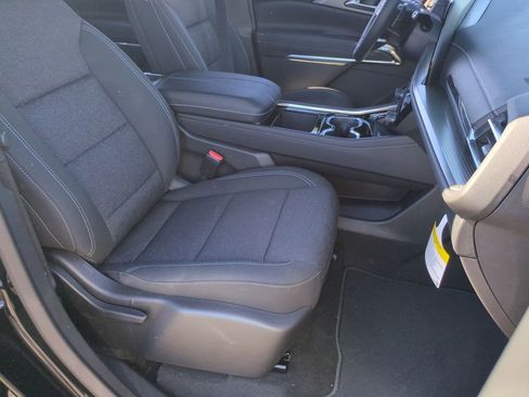 New 2026 Chevrolet Traverse LT w/ Driver Confidence Package image 27