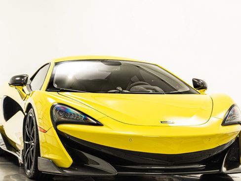 Used 2019 McLaren 600LT RWD image 36