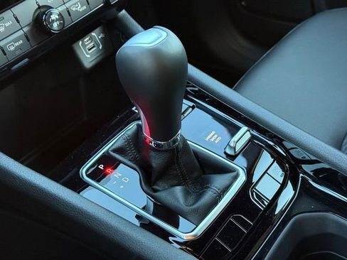 New 2026 Jeep Compass Latitude image 15