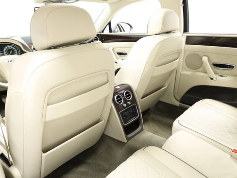 Used 2018 Bentley Flying Spur V8 AWD/4WD image 59