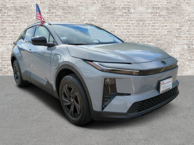 New 2027 Toyota C-HR w/ ALL Weather Mat Package (TMS) AWD/4WD image 1