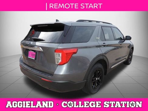 Used 2023 Ford Explorer XLT RWD image 4