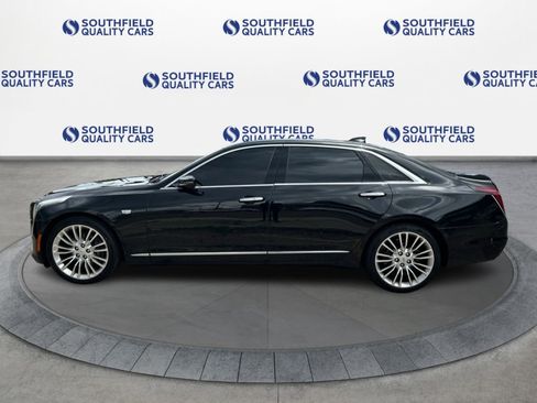 Used 2018 Cadillac CT6 Premium Luxury w/ Super Cruise Package AWD/4WD image 3