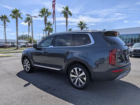 Used 2022 Kia Telluride S AWD/4WD image 5