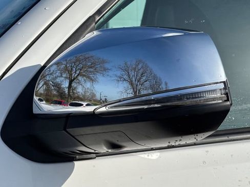 Used 2022 Toyota Tacoma Limited image 54