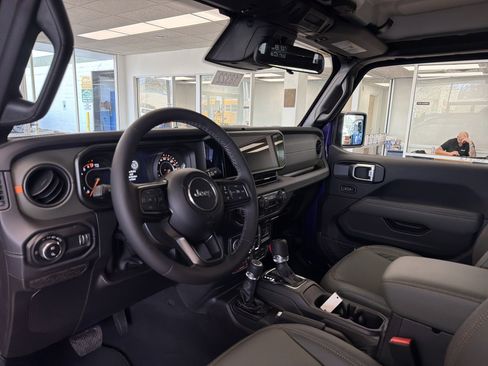 New 2026 Jeep Gladiator Mojave AWD/4WD image 11