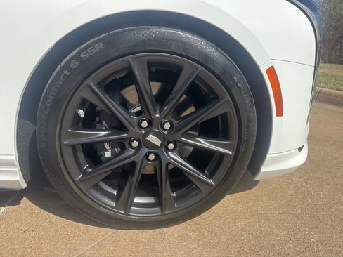 Used 2024 Cadillac CT4 V w/ Technology Package image 11