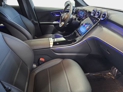 Certified 2025 Mercedes-Benz GLC 300 4MATIC image 10