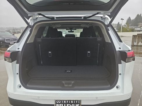 New 2026 INFINITI QX60 Luxe w/ Cargo Package image 17