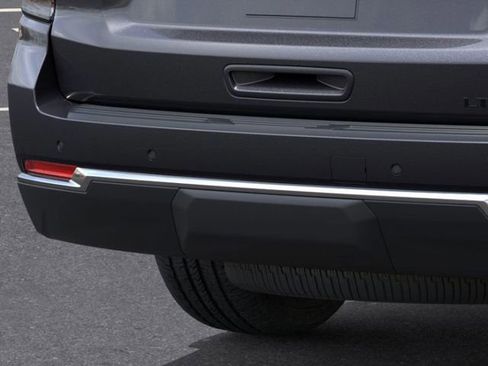 New 2026 Chevrolet Suburban LT w/ LPO, Dark Essentials Package image 14