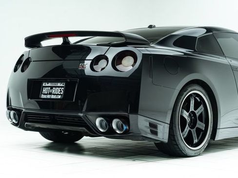 Used 2014 Nissan GT-R Track Edition AWD/4WD image 14