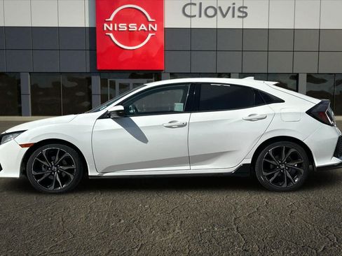 Used 2019 Honda Civic Sport image 6