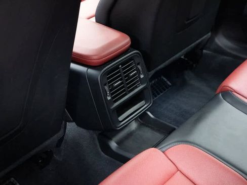 Certified 2025 Porsche Taycan 4S image 27