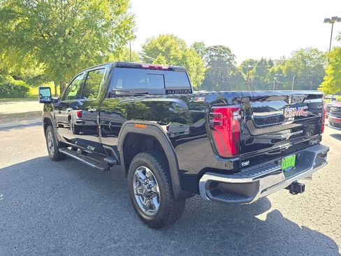 New 2025 GMC Sierra 2500 SLT w/ SLT Premium Package image 17