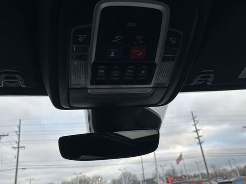 Used 2025 RAM 1500 Laramie image 33