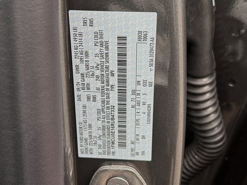 New 2024 Ford Escape SE w/ PHEV Premium Package image 24