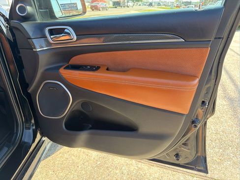 Used 2017 Jeep Grand Cherokee SRT w/ Trailer Tow Group IV image 18