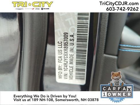 Used 2024 Jeep Grand Cherokee Trailhawk w/ Luxury Tech Group III image 40