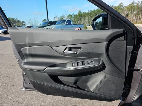 New 2026 Nissan Sentra SV w/ SV Convenience Package FWD image 30