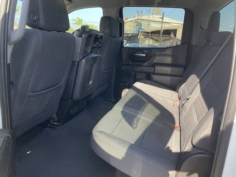 Used 2022 Chevrolet Silverado 1500 Custom RWD image 16