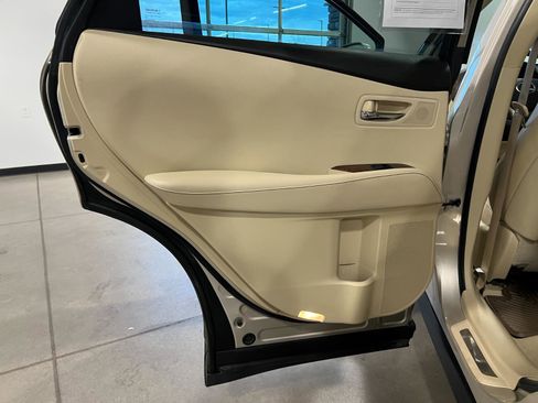Used 2013 Lexus RX 350 AWD w/ Navigation Pkg image 32