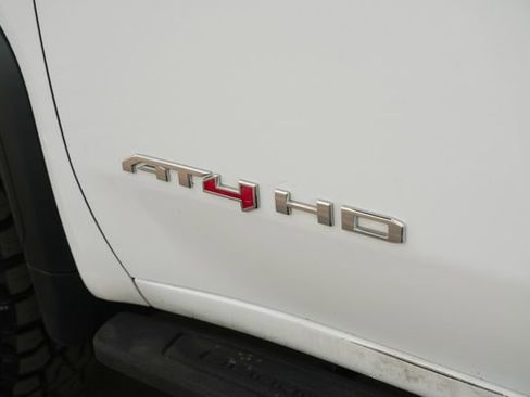 Used 2021 GMC Sierra 2500 AT4 w/ AT4 Premium Plus Package image 17