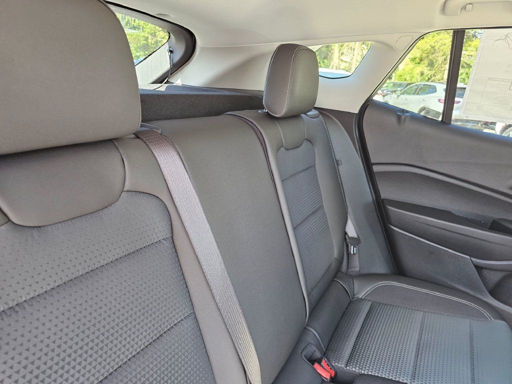 New 2026 Chevrolet Trax LT w/ Driver Confidence Package FWD image 13