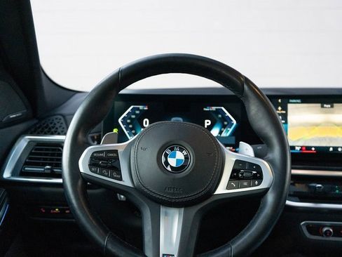 Used 2024 BMW X6 xDrive40i w/ Premium Package image 23