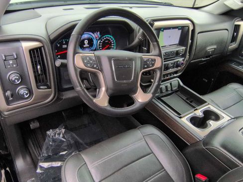 Used 2018 GMC Sierra 1500 Denali image 10