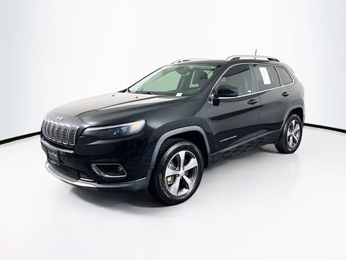 Used 2019 Jeep Cherokee Limited AWD/4WD image 3