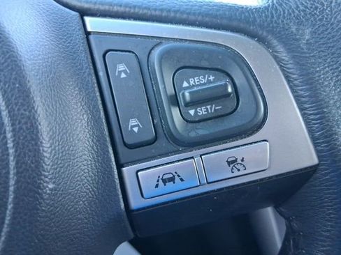 Used 2017 Subaru Legacy 2.5i Limited AWD/4WD image 15