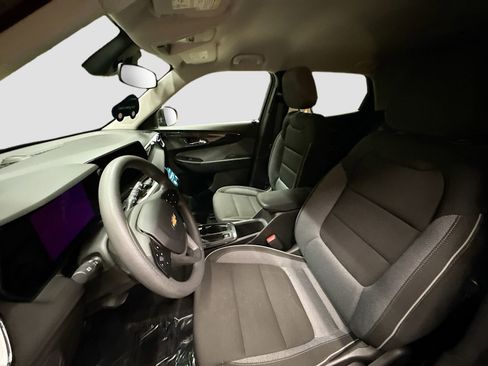 Certified 2025 Chevrolet TrailBlazer LT AWD/4WD image 22