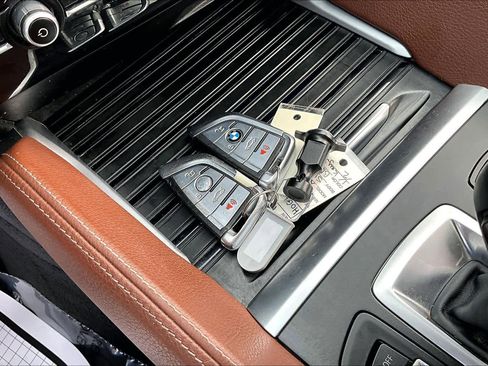 Used 2017 BMW X6 sDrive35i image 14
