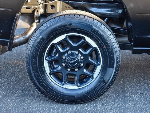 Used 2025 RAM 2500 Laramie image 10