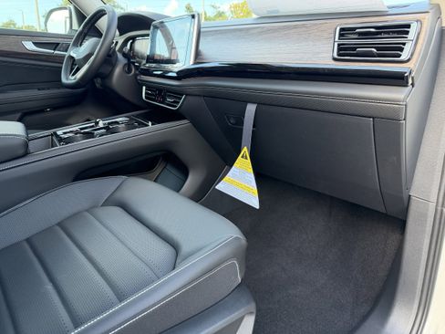 New 2026 Volkswagen Atlas SEL AWD/4WD image 12
