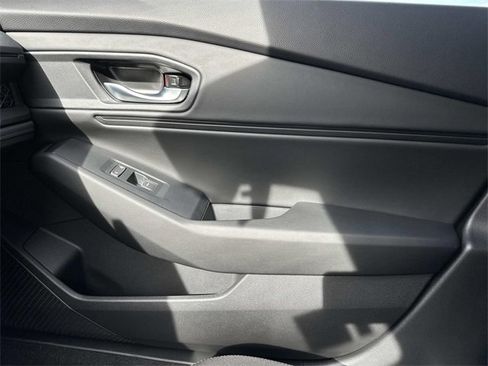 New 2025 Honda Accord SE image 22