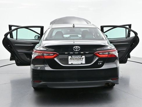 Used 2022 Toyota Camry LE FWD image 38