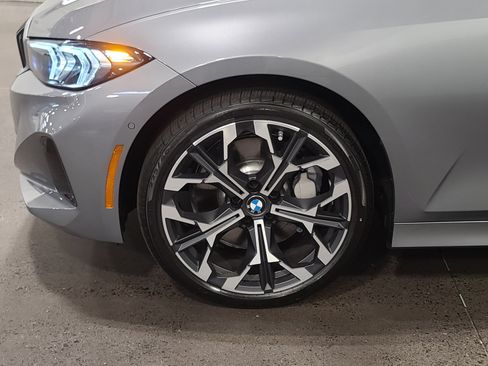 Used 2026 BMW 330i Sedan w/ Convenience Package RWD image 10