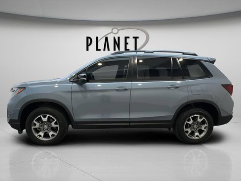 Certified 2023 Honda Passport TrailSport image 7