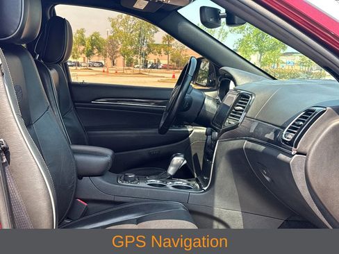 Used 2021 Jeep Grand Cherokee Overland AWD/4WD image 6