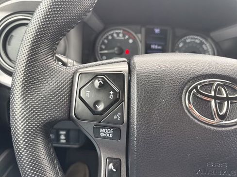 Used 2023 Toyota Tacoma TRD Sport w/ Technology Package AWD/4WD image 24
