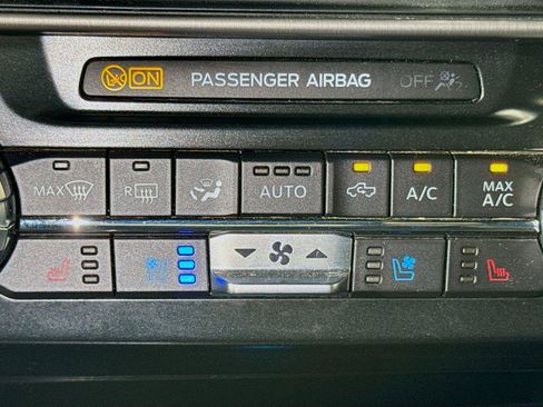 Used 2022 Ford F250 Platinum AWD/4WD image 18