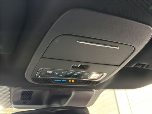 Used 2023 Ford F150 Lariat w/ Equipment Group 502A High image 39