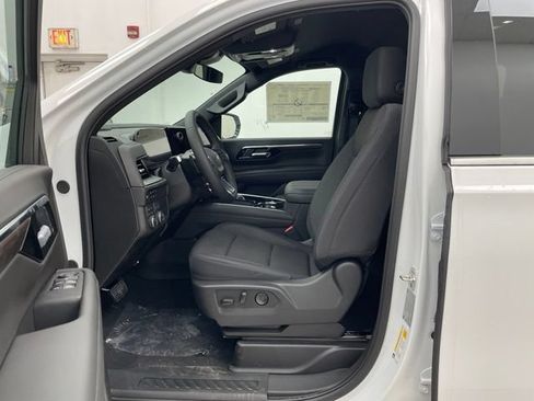 New 2026 Chevrolet Suburban LS AWD/4WD image 8