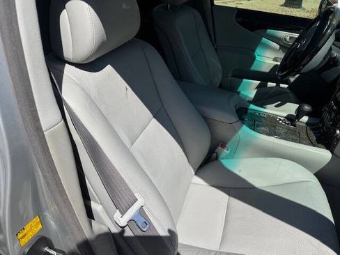 Used 2007 Lexus LS 460 image 24