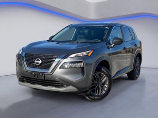 Used 2023 Nissan Rogue S video 2