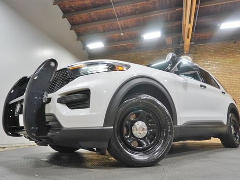 Used 2020 Ford Explorer 4WD Police Interceptor image 3