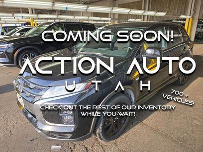 Used 2025 Mitsubishi Outlander Sport ES