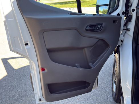 Used 2024 Ford Transit 250 148 High Roof RWD image 70